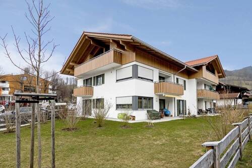 Alpen-Immo - 2 Zimmer Etagenwohnung zur Miete in Schliersee