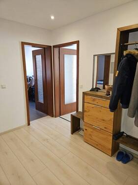Geräumiger Flur - 2 Zimmer Etagenwohnung zur Miete in Nürnberg