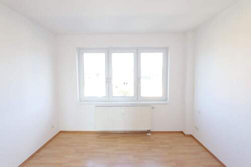 Schlafzimmer - 2 Zimmer Etagenwohnung in Chemnitz