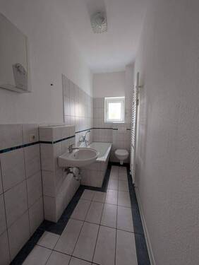 Badezimmer - Etagenwohnung mit 48,00 m² in Plauen zur Miete