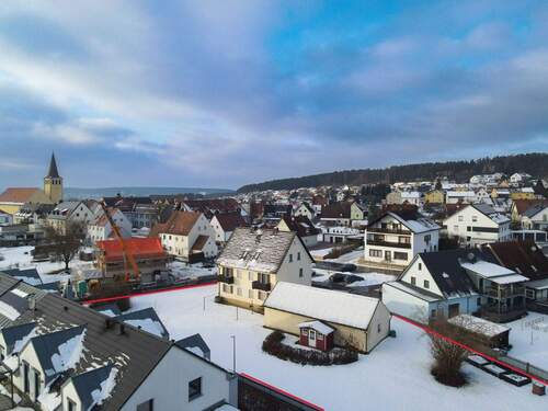 Grundstück - Großzügiges Baugrundstück im Herzen von Wackersdorf