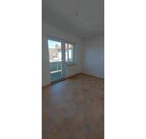 3 Zimmerwohnung mit Balkon - 595,00&nbsp;EUR Kaltmiete, ca.&nbsp; 70,00&nbsp;m&sup2;&nbsp;Wohnfl&auml;che in Borna (PLZ: 04552)