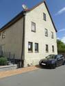 Voderansicht - 9 Zimmer Mehrfamilienhaus, Wohnhaus zum Kaufen in Uhlstädt-Kirchhasel