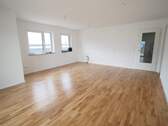 Wohnzimmer Bild 2 - 2 Zimmer Etagenwohnung zur Miete in Moosburg
