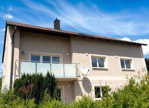 Balkonwohnung - Balkonwohnung mit Garage - 840,00&nbsp;EUR Kaltmiete, ca.&nbsp; 86,00&nbsp;m&sup2;&nbsp;Wohnfl&auml;che