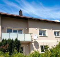 Balkonwohnung mit Garage - 840,00&nbsp;EUR Kaltmiete, ca.&nbsp; 86,00&nbsp;m&sup2;&nbsp;Wohnfl&auml;che in Amberg (PLZ: 92224)