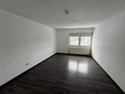 Schlafzimmer - 2 Zimmer Etagenwohnung zur Miete in Wolfsburg