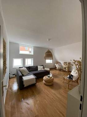 Wohnbereich - 2 Zimmer Etagenwohnung zur Miete in Lüneburg