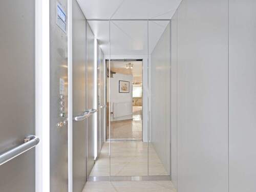 Aufzug - Einfamilienhaus mit 283,00 m&sup2; in Markdorf zum Kaufen