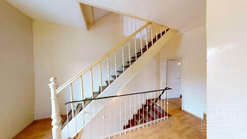 REH - 1.OG - Treppe-Flur - 