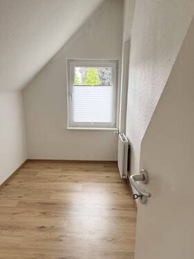 OG: Schrankzimmer - 