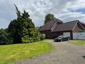 Aussenansicht / Zufahrt - Einfamilienhaus mit 130,00 m² in Delingsdorf zum Kaufen