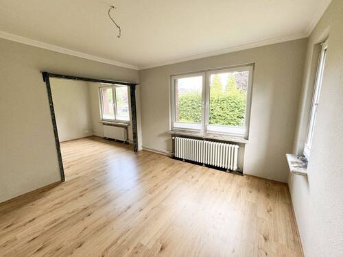 EG: Wohnzimmer Teilansicht - 