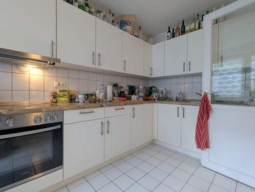 Große, moderne Einbauküche - Etagenwohnung mit 86,00 m² in Ammersbek zur Miete