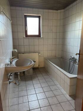 Badezimmer (1).JPG - 