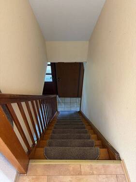 Dachgeschosstreppe.JPG - 