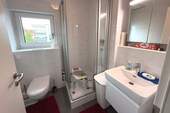 Tageslichtbad mit Dusche - Etagenwohnung mit 29,70 m² in München zur Miete
