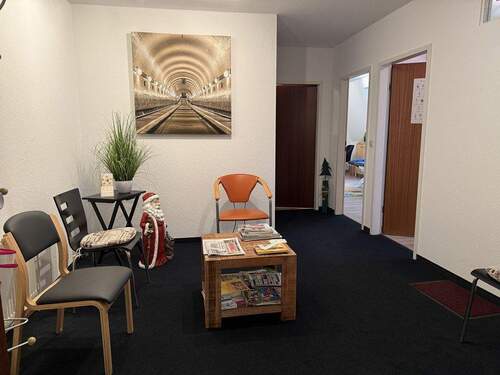 Wartebereich (2).JPG - 2 Zimmer Büro in Neu Wulmstorf
