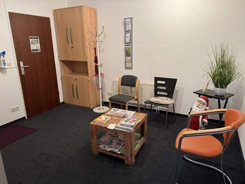 Wartebereich (3).JPG - Büro mit 55,00 m&sup2; in Neu Wulmstorf zur Miete
