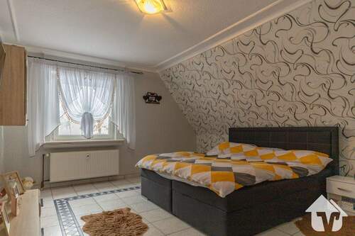 Schlafzimmer DG - 