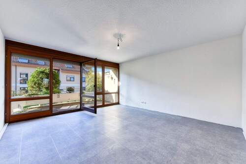 Wohnen v. Flur - +++ hell & sonnig - hochwertig modernisiert - grün & ruhig - SüdWest-Balkon - inklusive Einbauküche & TG-Stellplatz +++