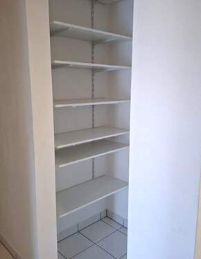 Garderobe - Etagenwohnung mit 39,60 m² in Fürth zum Kaufen