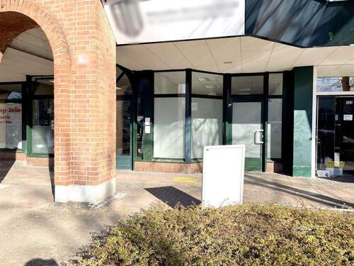 Ansicht - +++ schönes Ladenlokal, aufgeteilt in 2 Einheiten, teils vermietet in bester Lage +++