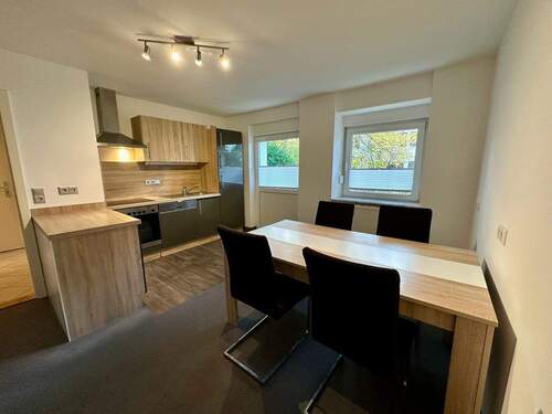 01_Küche_Esszimmer - Helle 2-Zimmer-Wohnung mit Terrasse, Garten & Stellplatz - voll möbliert in Würzburg-Zellerau