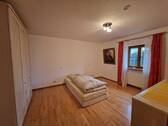 Schlafzimmer EG - 