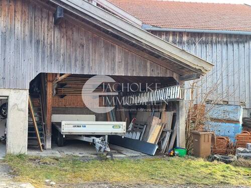 477.Grundstück.Unterstellung - 