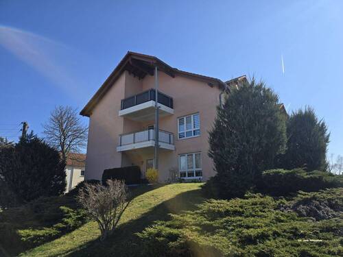 Seitliche Ansicht - 2 Zimmer Mehrfamilienhaus, Wohnhaus zum Kaufen in Bitterfeld-Wolfen