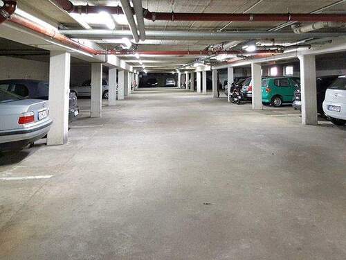 Blick in die Tiefgarage - 3 Zimmer Etagenwohnung zur Miete in Siegburg