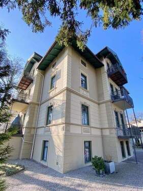 Hausansicht.jpeg - 2 Zimmer Etagenwohnung zum Kaufen in Bad Reichenhall