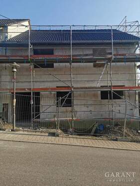 Haus2 - Schlüsselfertige Doppelhaushälfte zum Festpreis. Rohbau bereits fertig. Einzug November 2026