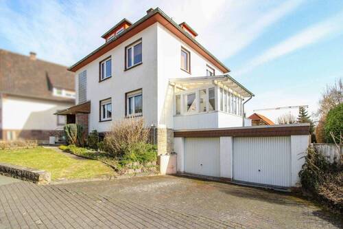 01 Haus - 8 Zimmer Einfamilienhaus zum Kaufen in Bad Driburg