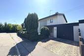 Hausansicht - Gepflegtes Einfamilienhaus in Flein-Sommerhöhe - viel Platz für die ganze Familie