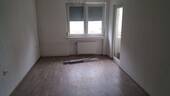 Schlafzimmer mit Balkonzugang - Etagenwohnung mit 86,00 m² in Murrhardt zum Kaufen