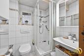 Badezimmer - 4 Zimmer Etagenwohnung in Regensburg