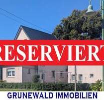 RESERVIERT! Viel Platz für die ganze Familie – Einfamilienhaus mit Nebengelass und Garagen - Molauer Land