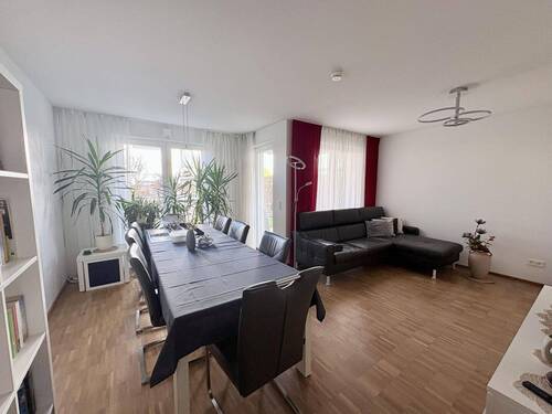 Wohn-/Esszimmer - 3 Zimmer Etagenwohnung in Holzgerlingen