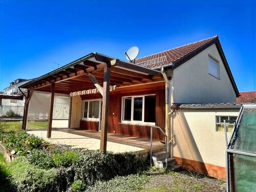 Ansicht Terrasse Süd-Ost - 6 Zimmer Einfamilienhaus in Herrenberg