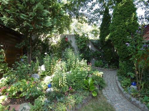Verträumt im Garten - 
