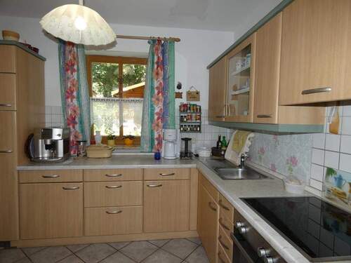 Einbauküche - 5 Zimmer Doppelhaushälfte zum Kaufen in Weiden