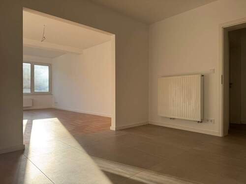 Diele - Etagenwohnung mit 170,00 m² in Aachen zur Miete