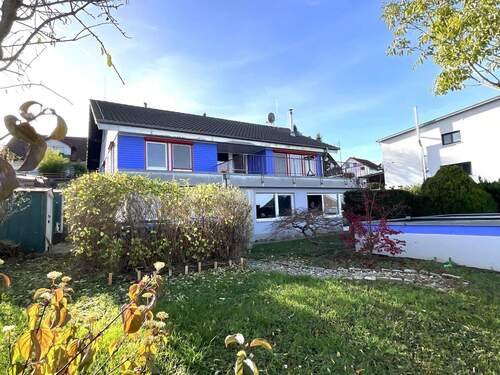 Ansicht von Westen, mit Garten - Mehrfamilienhaus, Wohnhaus mit 213,00 m&sup2; in Bad Bellingen zum Kaufen