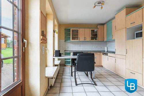 ...mit Außenzugang auf den Hinterhof - 