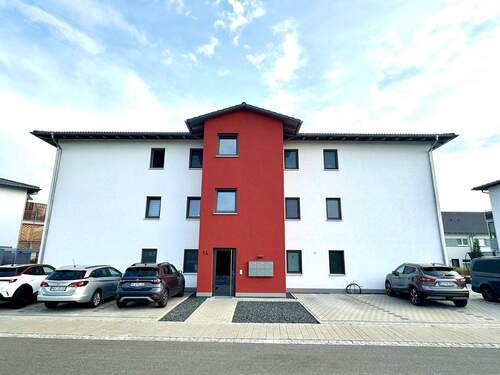 H14 außen - Geräumige 4-Zi Gartenwohnung in Hagenbüchach