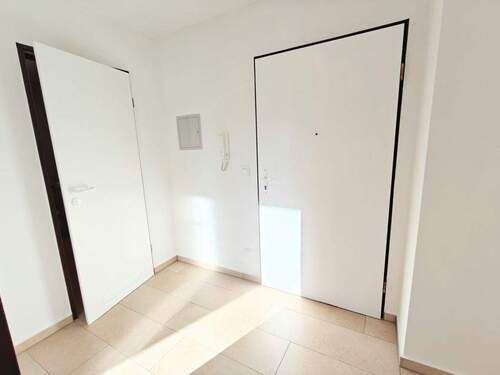 Diele/Eingangsbereich - 2 Zimmer Etagenwohnung zur Miete in Bad Birnbach