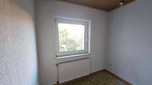 OG kleines Schlafzimmer 1.jpg - 