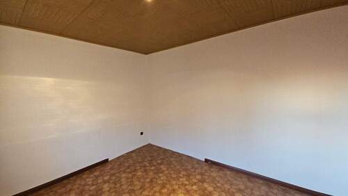 OG Schlafzimmer Straße.jpg - 